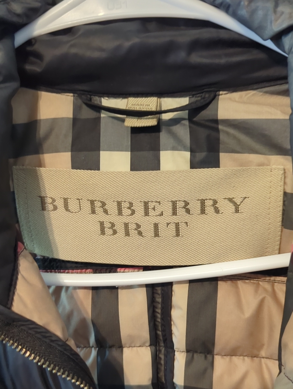 Authentic Burberry Quilted Puffer Plaid Nova Check Vest Size Small - CUTE! - Picture 2 of 4